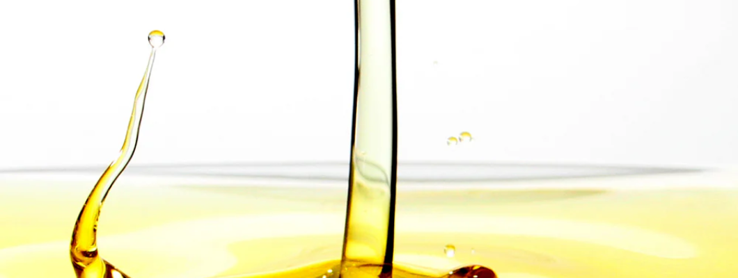 THE TRUTH ABOUT MINERAL OIL THE TRUTH ABOUT MINERAL OIL